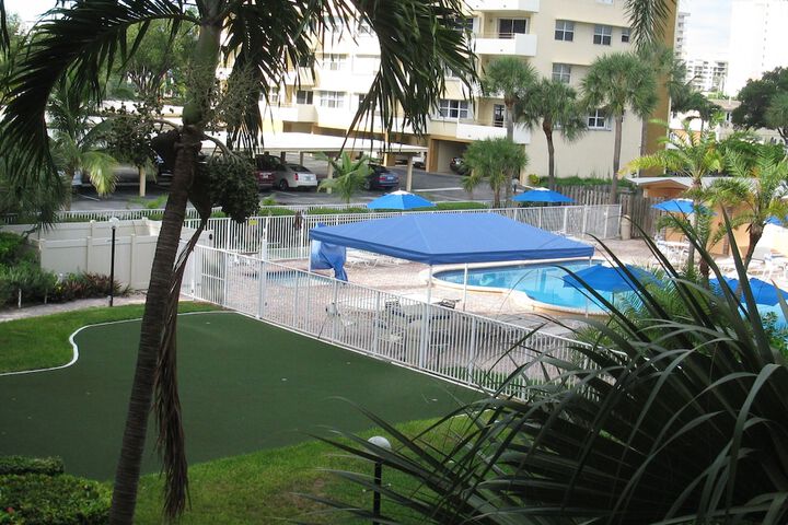 Hotel 5 of 16