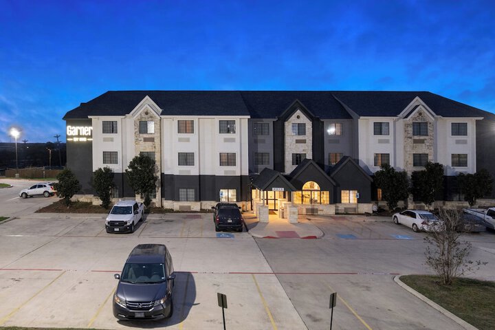 Garner Hotel Gonzales by IHG