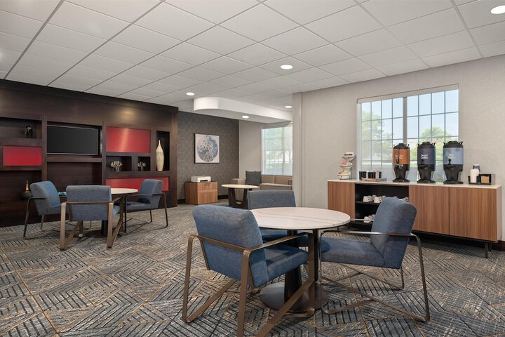 Homewood Suites by Hilton Columbus / Polaris OH