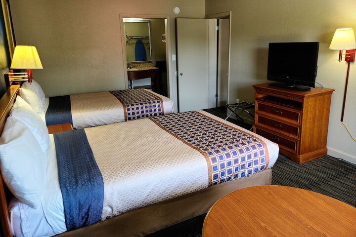 Room 29 of 35