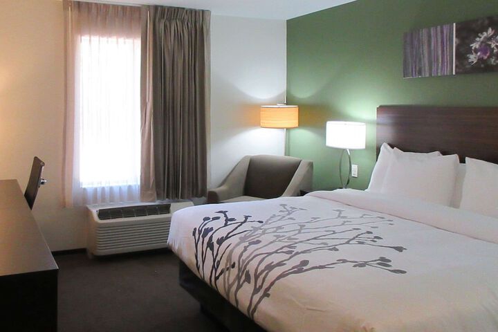 Room 18 of 25