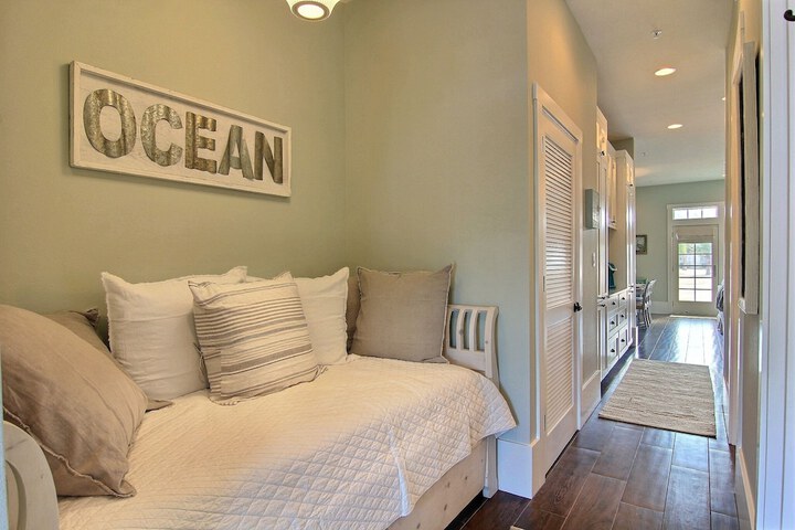 Room 7 of 22