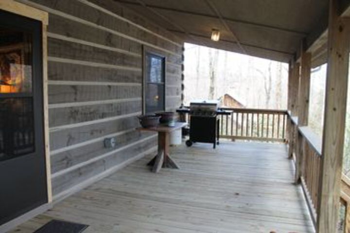 Riverside Log Cabins