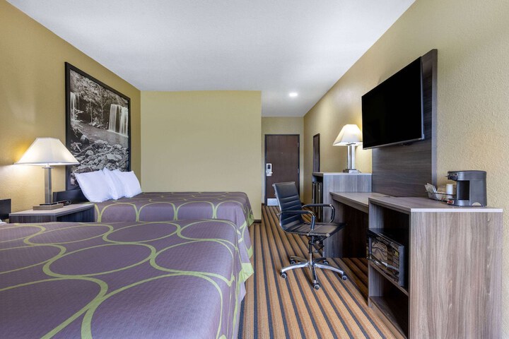 Room 25 of 31
