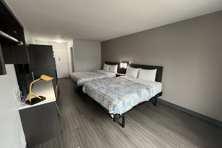 Room 40 of 44