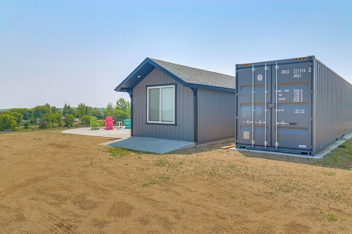 Pet-friendly Cabin w / Lake Access & Patio in Dent