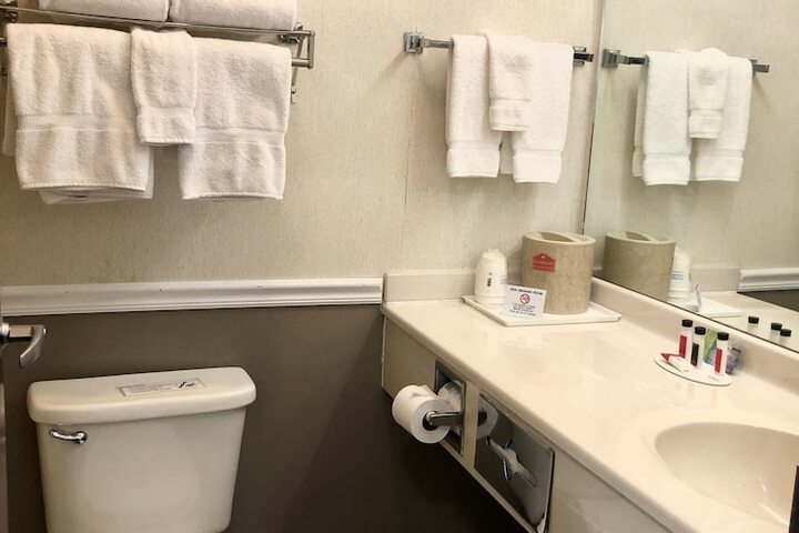 Room 14 of 25