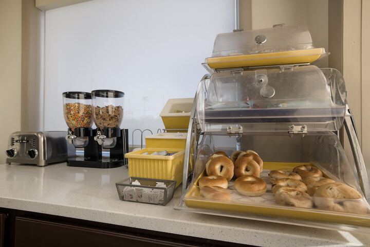 Breakfast/Coffee Service 33 of 35