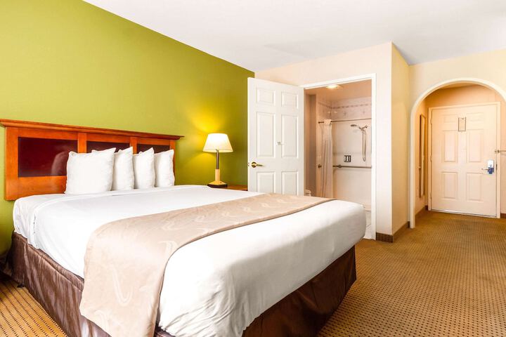 Room 20 of 36