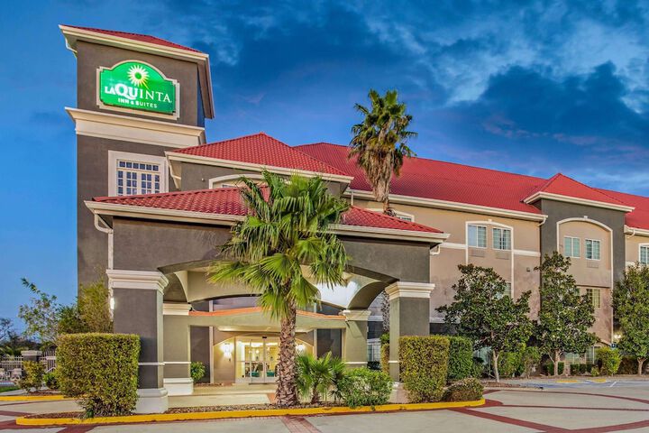 Hotel 2 of 47