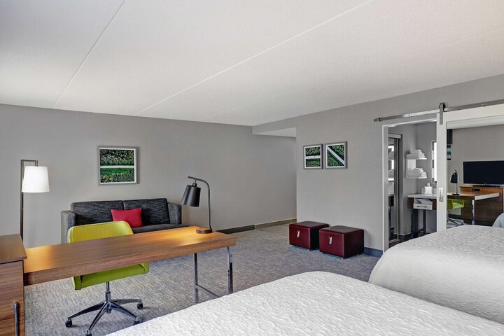 Hampton Inn & Suites by Hilton Belleville