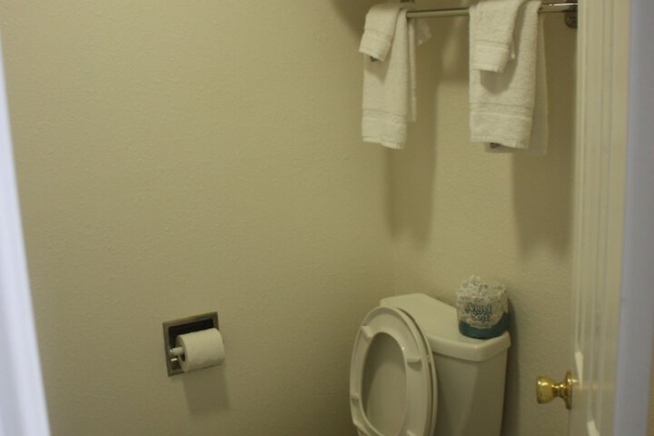 Room 19 of 37
