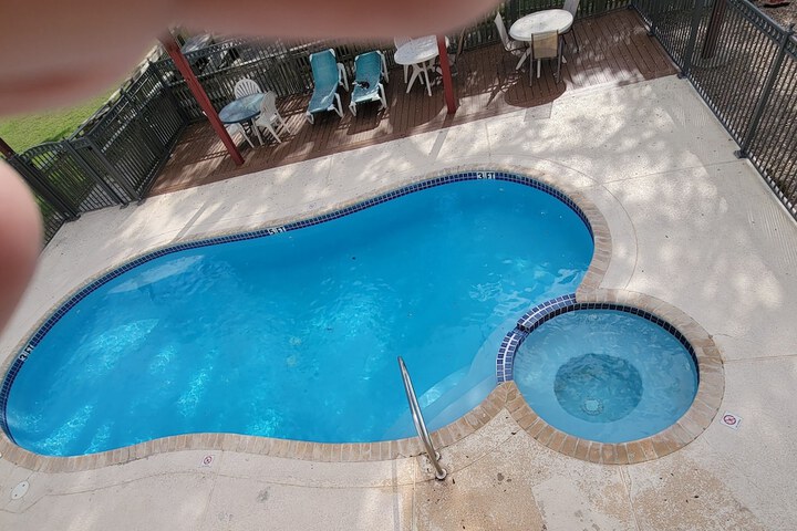 Pool 8 of 36