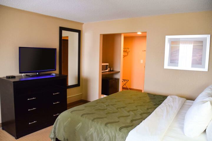 Room 25 of 75
