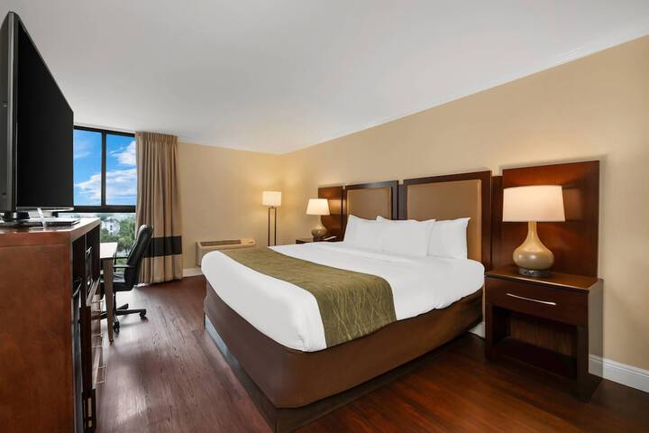 Comfort Inn Oceanside Deerfield Beach