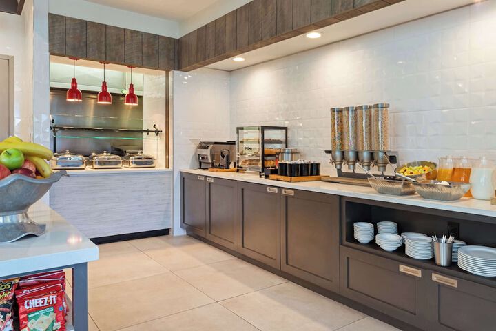 Breakfast/Coffee Service 47 of 60