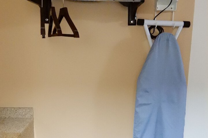 Room 13 of 35