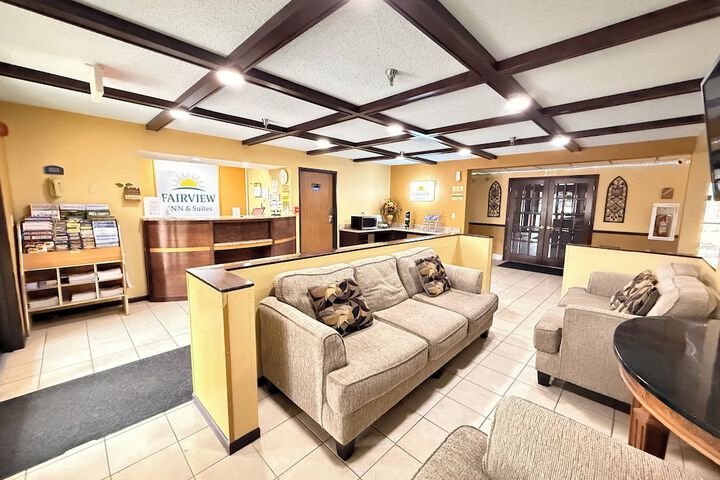 Fairview Inn & Suites Whitewater
