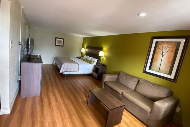 Room 16 of 20