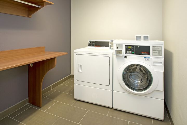 Microtel Inn & Suites by Wyndham Carrollton