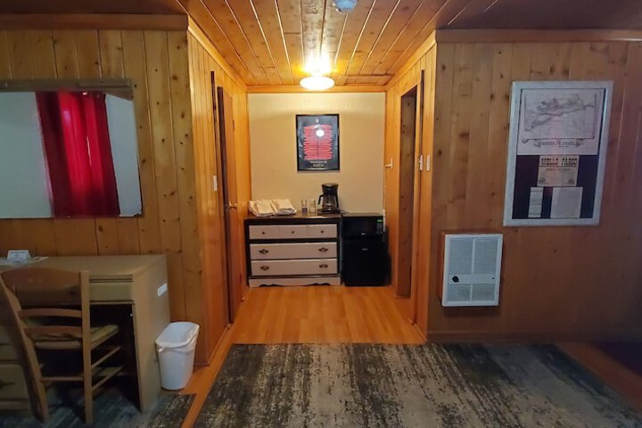 Room 64 of 72