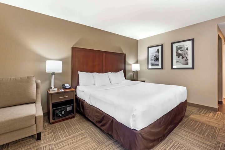 Room 14 of 38