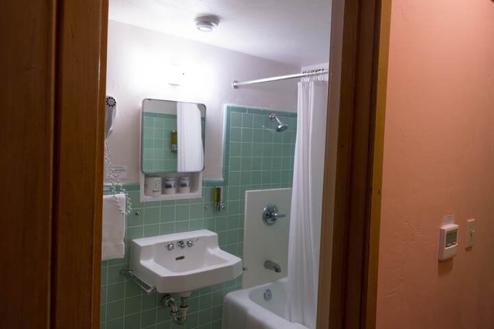 Room 41 of 75