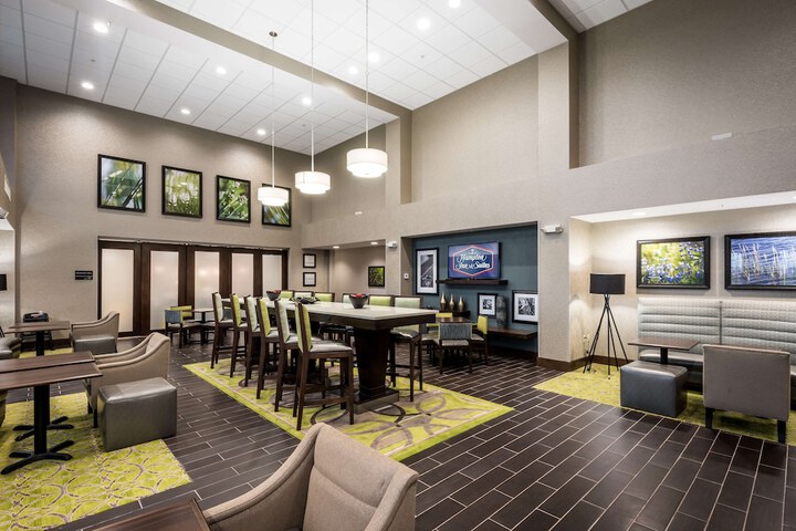 Hampton Inn & Suites Hammond
