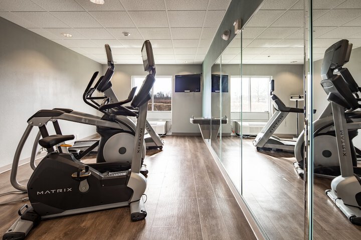 Holiday Inn Express & Suites Lenoir Cty by IHG