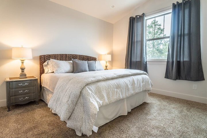 Seagate: Starboard coos Bay~premiere Property