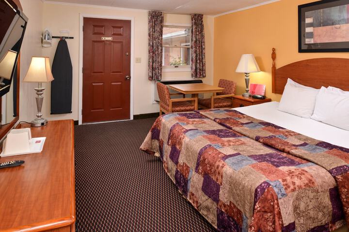 Room 21 of 41