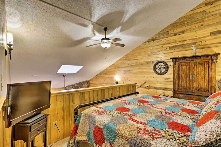 Granby Condo w / Pool Access Near Hiking & Skiing!