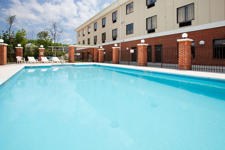 Pool 7 of 45