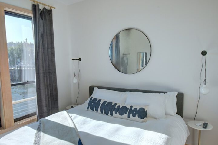 Room 63 of 159