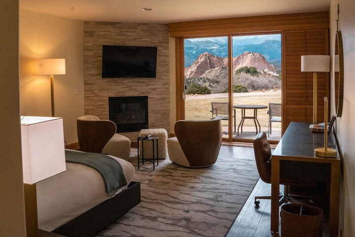 Garden of the Gods Resort and Club