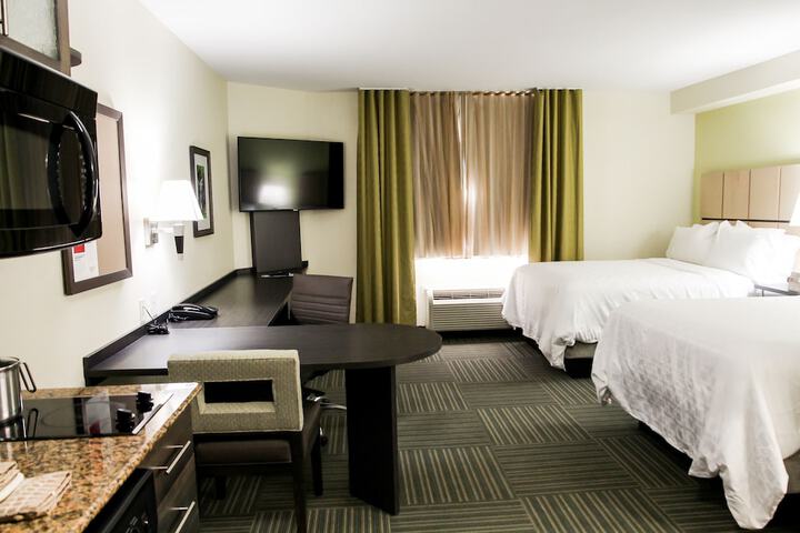 Room 16 of 32