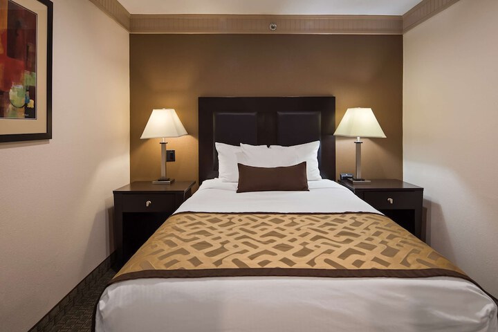 Room 43 of 56