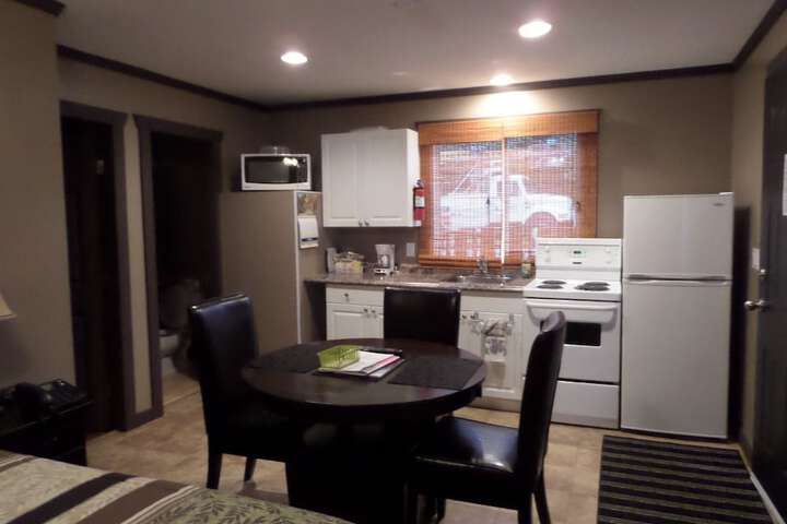 Room 14 of 38