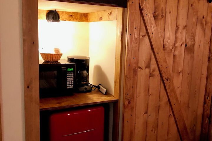Room 25 of 63