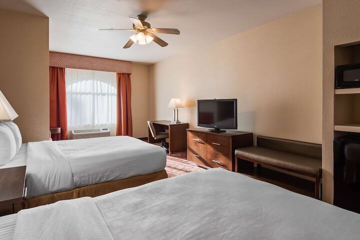 Room 14 of 30