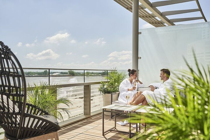 Four Seasons Hotel New Orleans