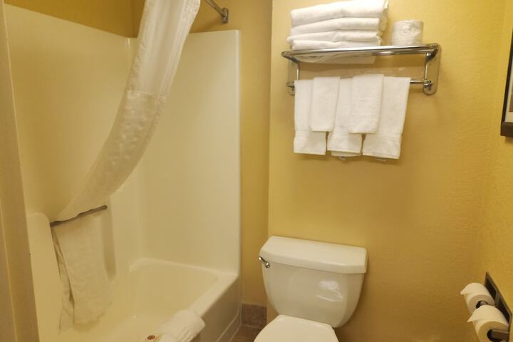 Room 38 of 46