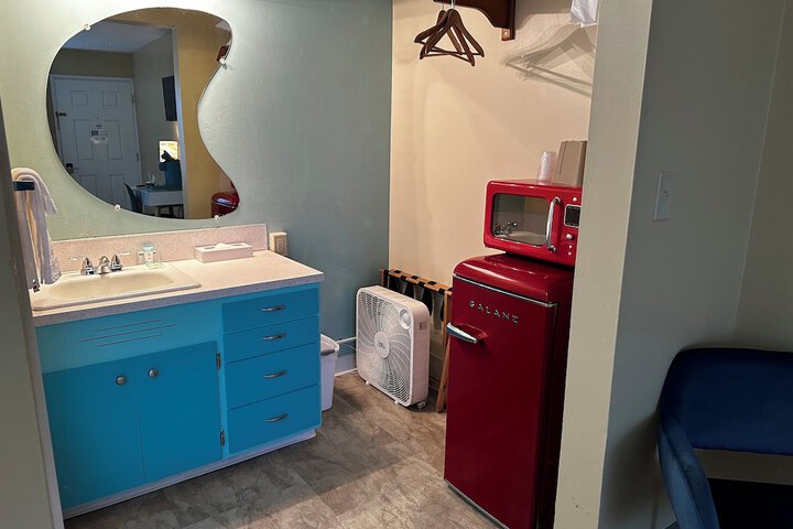 Room 40 of 65