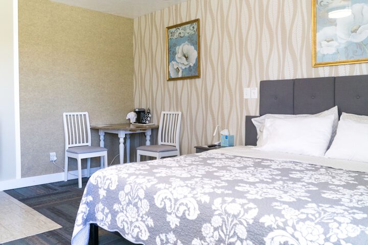 Bybees Steppingstone Motel