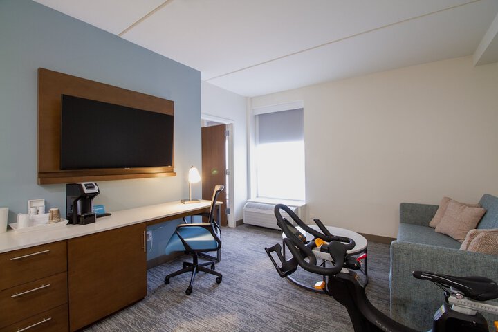 Room 39 of 103