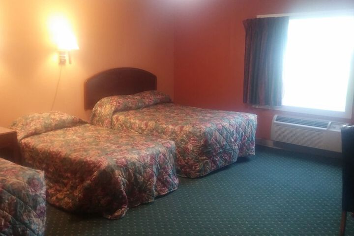 Room 16 of 29