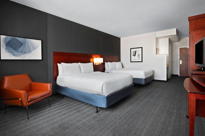 Room 43 of 54