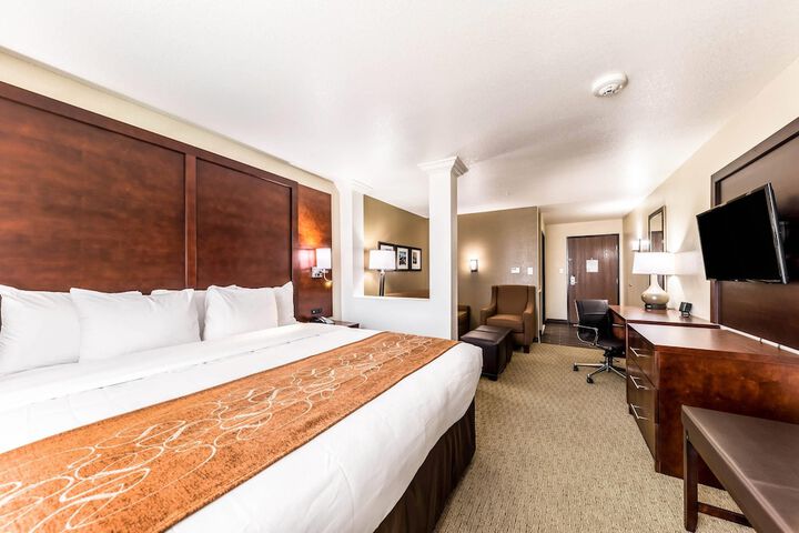 Comfort Suites Grand Prairie - Arlington North