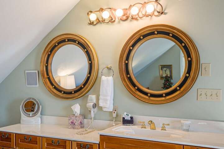 Whitestone Inn