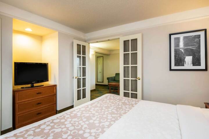 Room 36 of 47